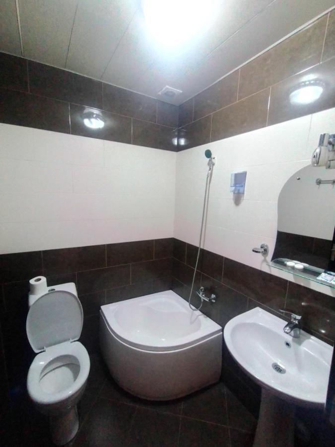 Hotel Vakhtanguri 바투미 외부 사진